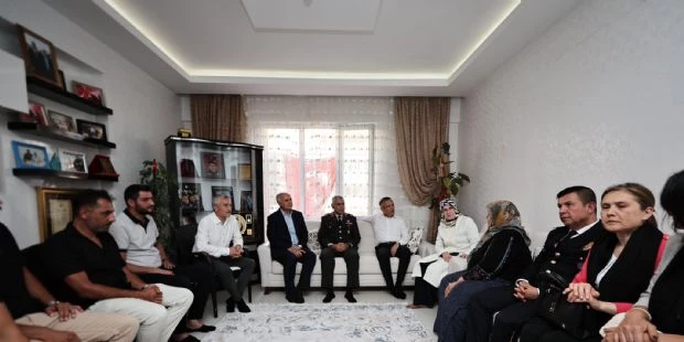 Başkanımız 15 Temmuz Şehitlerini Ve Şehit Ailelerini Unutmadı