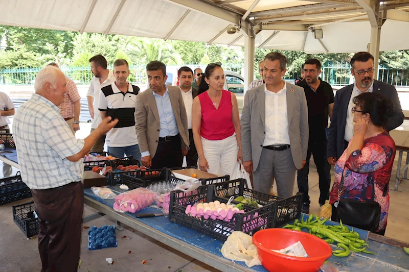İZMİT BELEDİYESİ MAHALLELERDEKİ İHTİYAÇLARI YERİNDE TESPİT EDİYOR