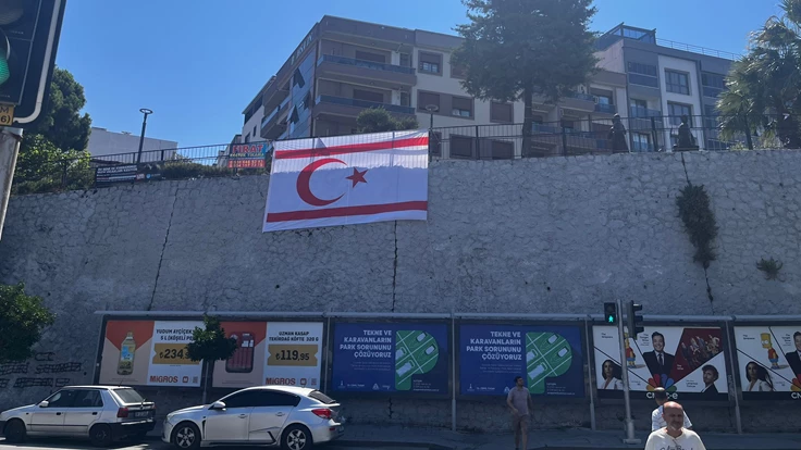 KKTC’nin Barış ve Özgürlük Bayramı İzmir’de kutlanıyor