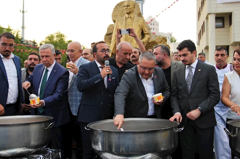 Keçiören’de matem lokması ve aşure ikramı