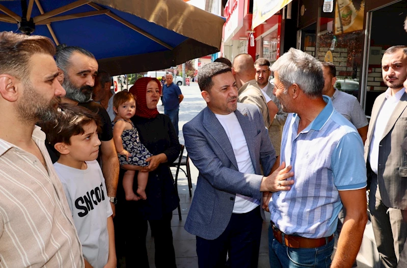 Belediye Başkanı Arı, Lale Caddesi Ve Belediye Caddesi Esnaflarıyla Buluştu