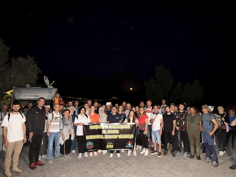 Dolunay Yürüyüşü Kızılçukur Vadisi’nde Yapıldı