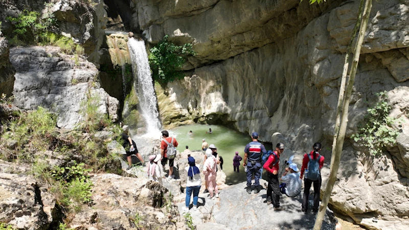 Büyükşehir Doğaseverleri Galgamaç Şelalesi’nde Buluşturdu
