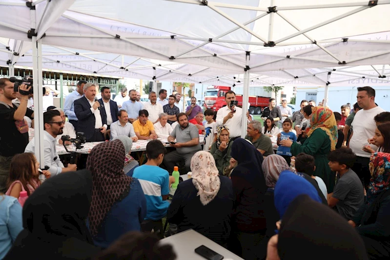 MOBİL BAŞKAN DURAK DURAK GEZMEYE DEVAM EDİYOR