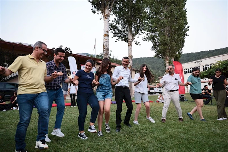 Başkan Çavuşoğlu’nu hiç böyle görmediniz