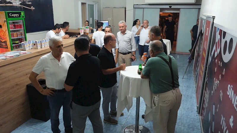 Kemer protokolü Atatürk filmini izledi