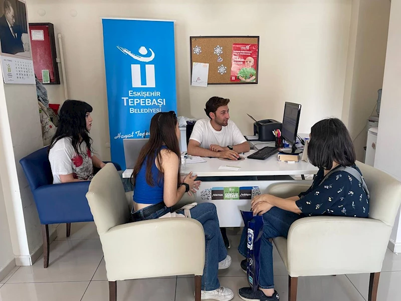 GENÇLER TERCİH DÖNEMİNDE DE YALNIZ KALMIYOR