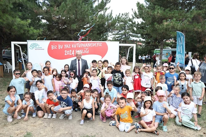 300 çocuk ‘Biz Bu Yaz Kütüphanedeyiz’ etkinliğinde buluştu
