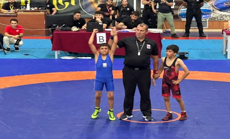 Büyükşehir Sporcuları Başarıdan Başarıya Koşuyor