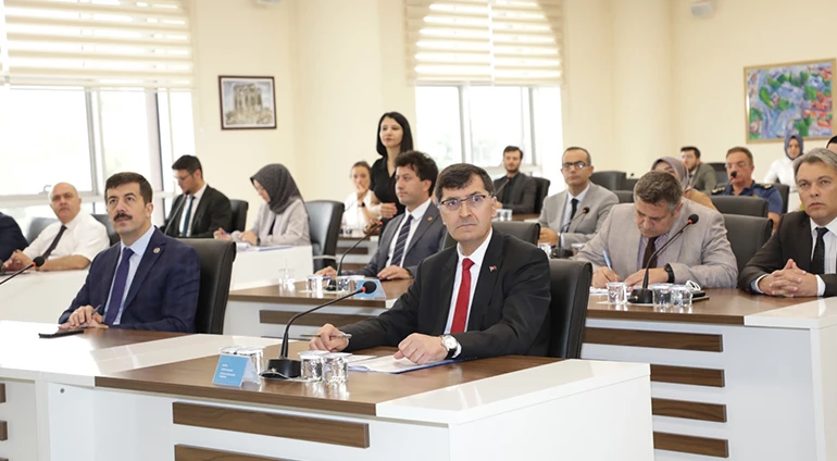 KADINA ŞİDDETLE MÜCADELE ÇALIŞMALARI DEĞERLENDİRİLDİ