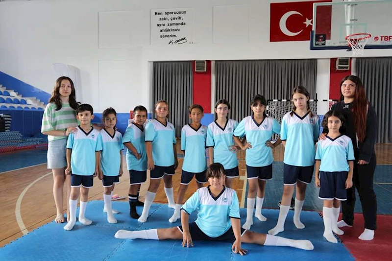ODUNPAZARI’NDA TAEKWONDO’YA YOĞUN İLGİ