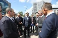 VALİ DAVUT GÜL’DEN KÂĞITHANE’DEKİ OKULLARA ZİYARET