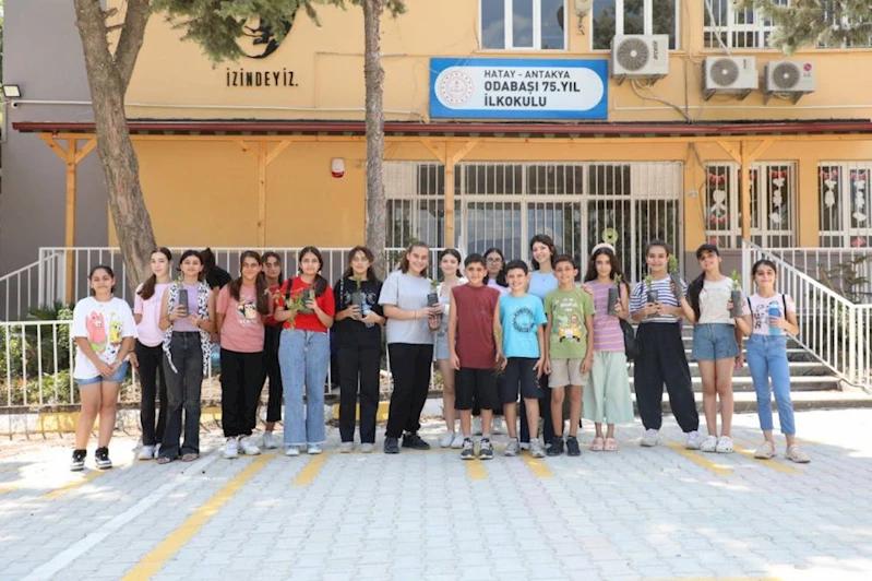 ÇOCUKLAR FİDANLARI TOPRAKLA BULUŞTURDU