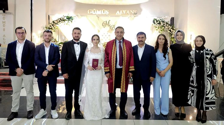 BAŞKANIMIZ, ŞURA BİLGİN VE BAYRAM YAZICI ÇİFTİMİZİN DÜĞÜN TÖRENLERİNE KATILDI