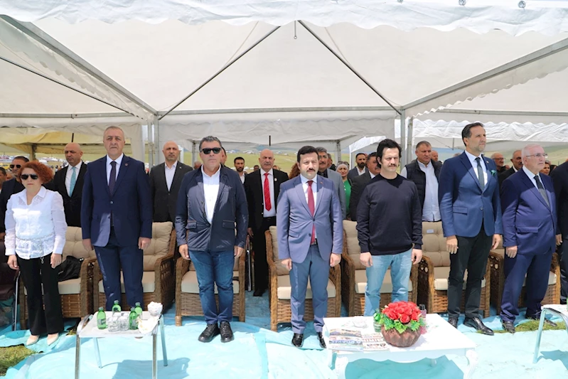 BAŞKAN DEMİR, 23. GÖLE KÜLTÜR VE KAŞAR FESTİVALİNE KATILDI