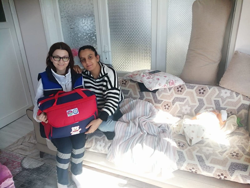 Büyükşehir Hoş Geldin Bebek ile Annelerin Yanında