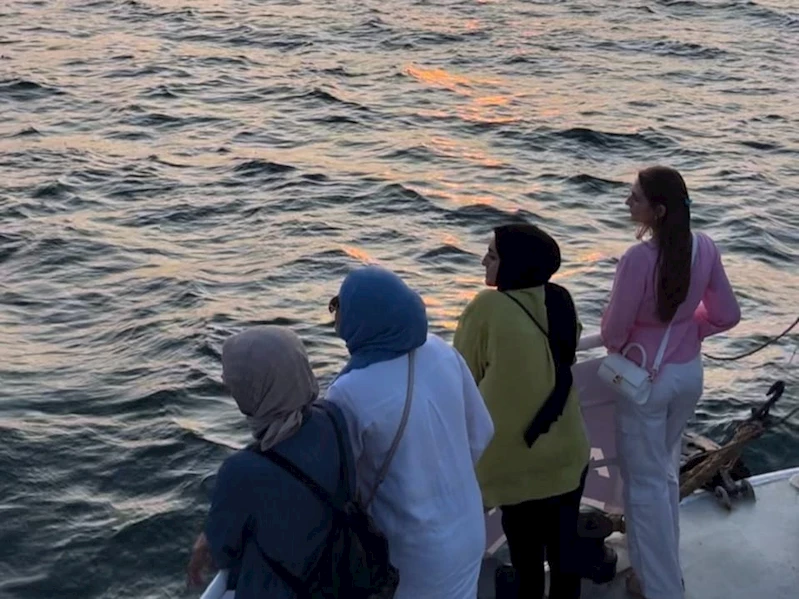 “Yakamoz Akşamları Ada Kıyıları Tekne Turu” Başladı