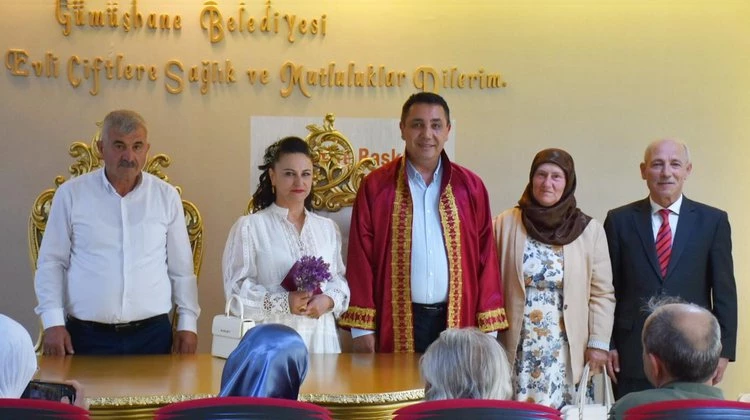 BAŞKANIMIZ, NURAL MAZMAN VE HAYRETTİN ÖZDEMİR ÇİFTİNİN NİKAH KIYDI