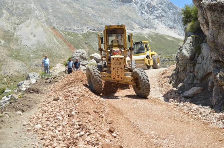 Gündoğmuş Senir Yayla yolu yenileniyor