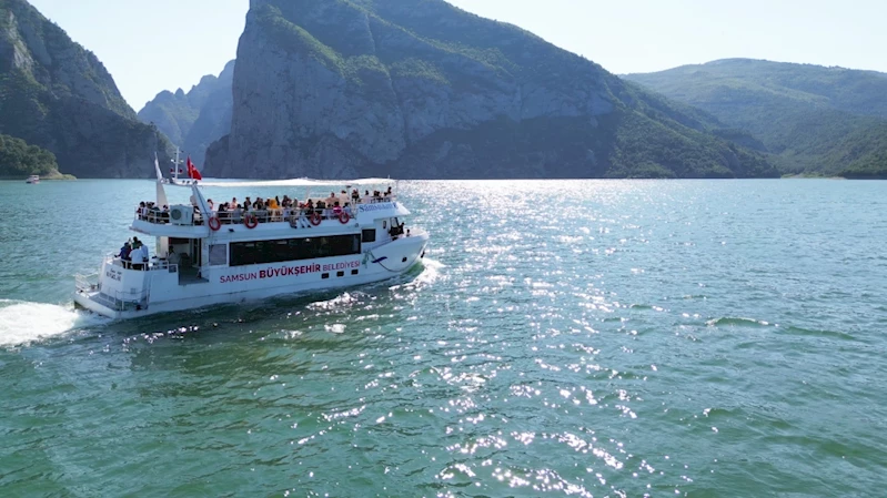 Büyükşehir’in gemi turları ilgi görüyor