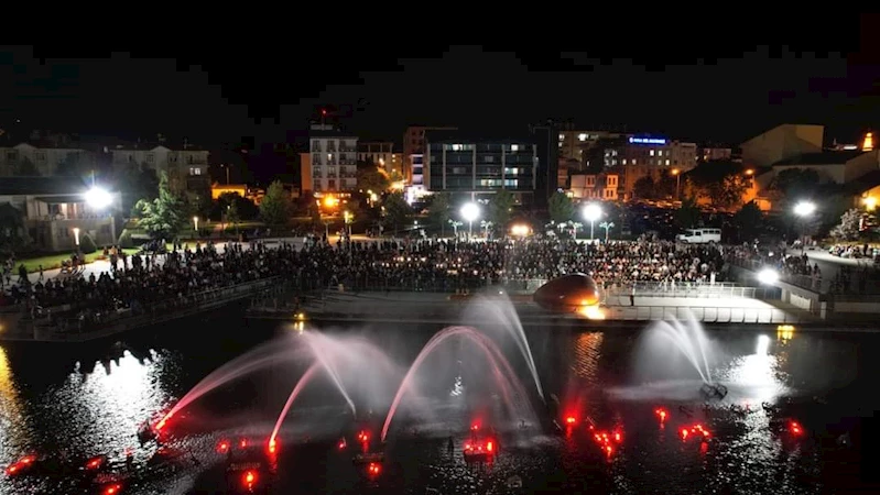 KIRŞEHİR’DE YAZ AYLARI CANLI MÜZİK KONSERLERİYLE  GÜZELLEŞİYOR