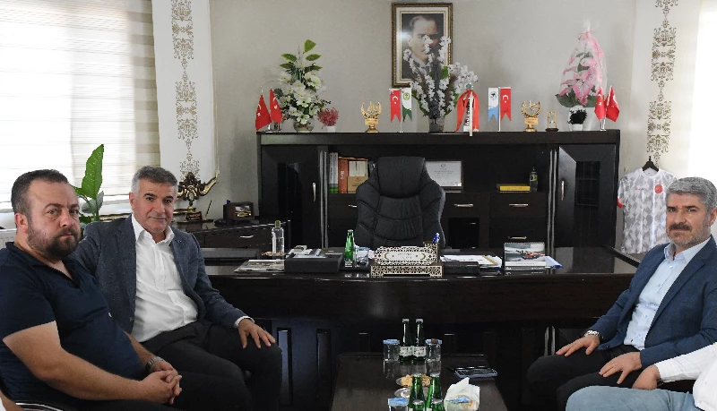 BESNİ BELEDİYE BAŞKANI REŞİT ALKAN VE KESMETEPE BELDE BELEDİYE BAŞKANI İBRAHİM KARADEMİR  BAŞKANIMIZ ERCAN ÖNCEBE