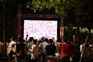 MİLLİ HEYECANI TEKRAR DEV EKRANDA YAŞANACAK