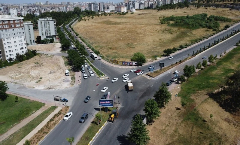 Büyükşehir Sorunsuz Bir Ulaşım Hedefi İle Çalışıyor