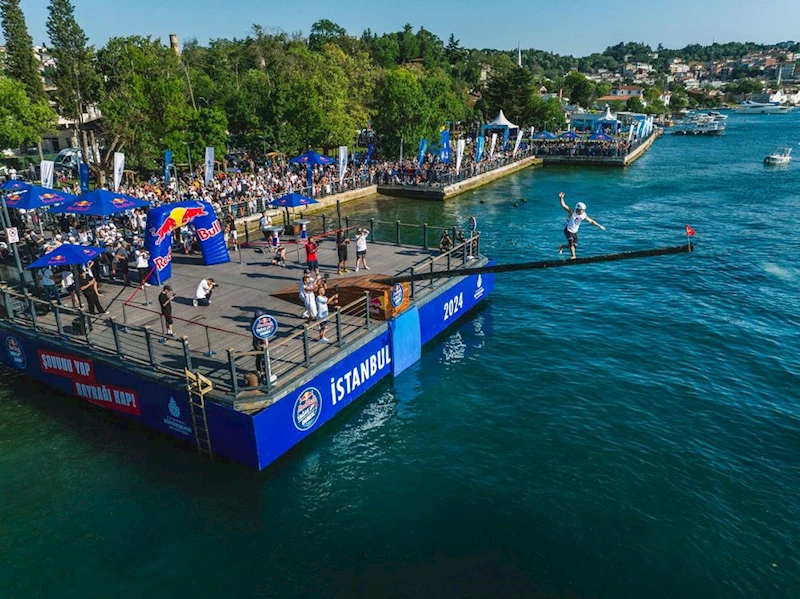 RED BULL YAĞLI DİREK COŞKUSU BEYKOZ’DA YAŞANDI