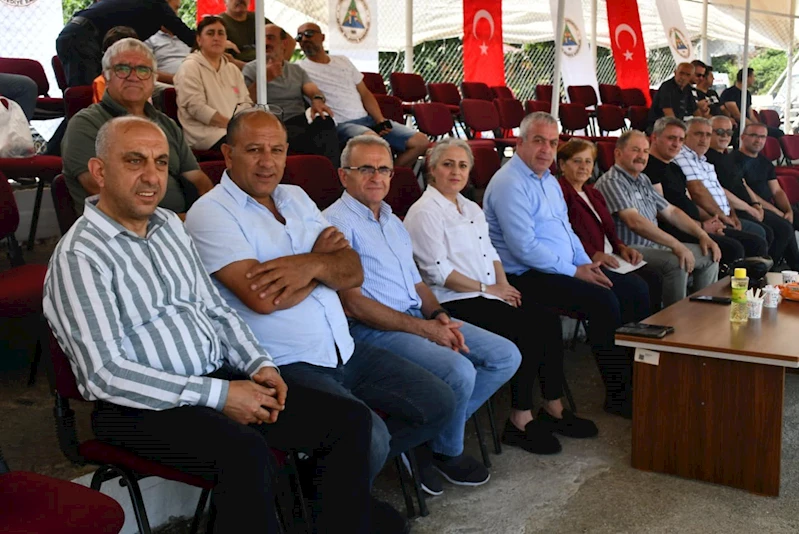 BAŞKANIMIZ SAYIN BİLGEHAN ERDEM VE MECLİS ÜYELERİMİZ, 43’ÜNCÜSÜ DÜZENLENEN KAFKASÖR KÜLTÜR, TURİZM VE SANAT FESTİVALİ KAPSAMINDA BOĞA GÜREŞLERİNİ İZLEDİ.