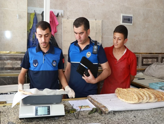 HALİLİYE ZABITASINDAN FIRINLARA GRAMAJ VE BACA DENETİMİ