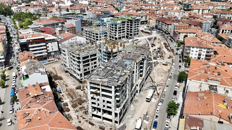AKSARAY BELEDİYESİ, ŞEHRE YENİ BİR KİMLİK KAZANDIRACAK KENTSEL DÖNÜŞÜMDE HIZ KESMİYOR