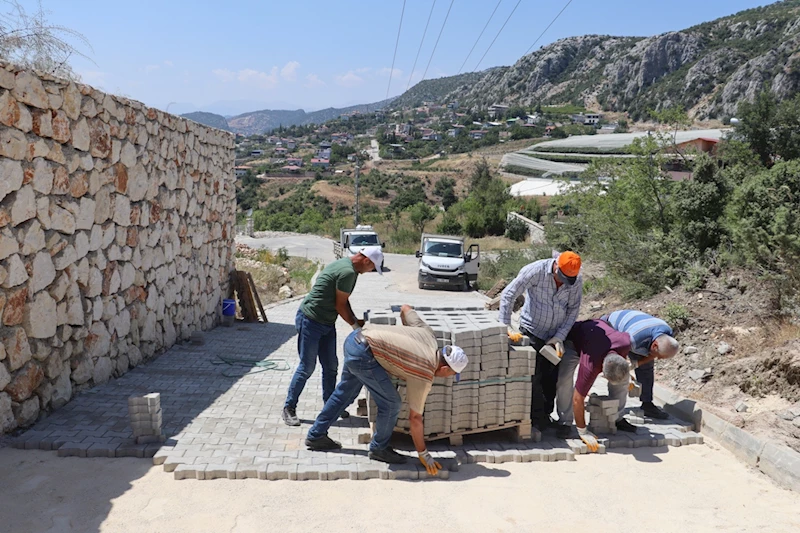 TOROSLAR’IN YAYLALARINDA HİZMET DÖRT KOLDAN DEVAM EDİYOR