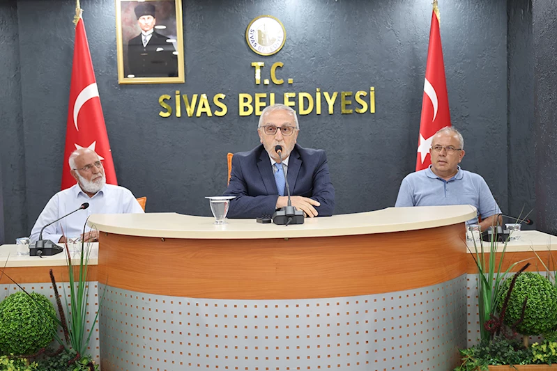 HAYAT AĞACI DERNEĞİ’NDE YENİ YÖNETİM BELİRLENDİ…