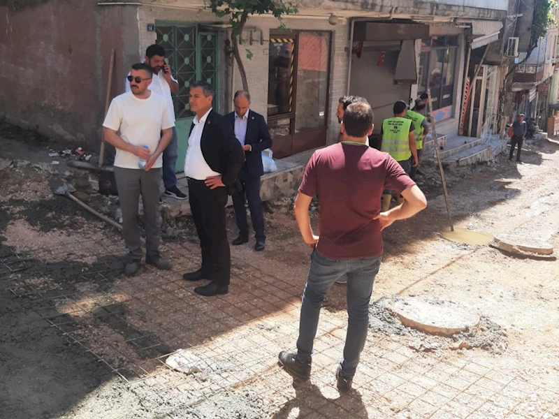 İZMİT BELEDİYESİ, TAVŞANTEPE CADDESİ ÇALIŞMALARINDA SON ETABA GELDİ