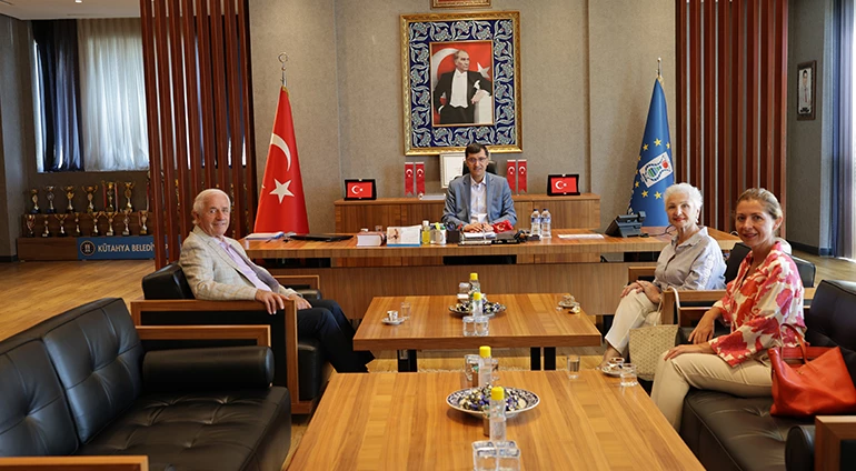 NAFİ GÜRAL’DAN BAŞKANIMIZ KAHVECİ’YE ZİYARET