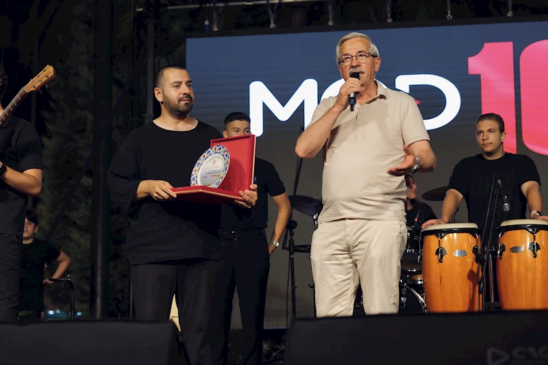 Erdek’te MOD10 rüzgârı esti