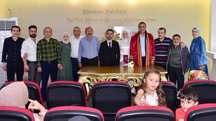 BAŞKANIMIZ, AYŞENUR ÜNLÜ VE ONUR GEDİK ÇİFTİMİZİN NİKAH AKİTLERİNİ GERÇEKLEŞTİRDİ