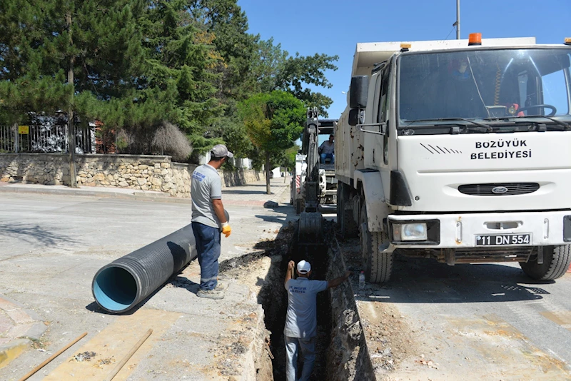 -BOZÜYÜK’TE ÇALIŞMALAR HIZ KESMİYOR