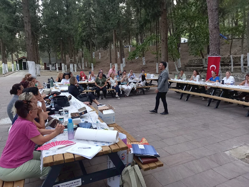 YUNUSEMRE KADIN MECLİSİ SÜREYYA’DA TOPLANDI