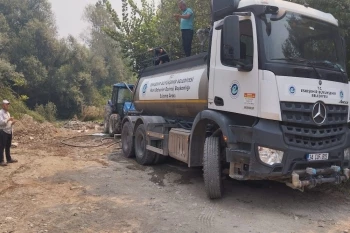 BÜYÜKŞEHİR’DEN YANGIN SÖNDÜRME ÇALIŞMALARINA DESTEK