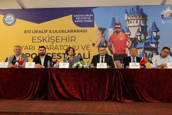 ESKİŞEHİR’DE ULUSLARARASI YARI MARATON HEYECANI BAŞLIYOR