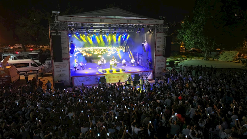 Mustafa Keser’den Ağustos Fuarı’nda Büyüleyici Performans