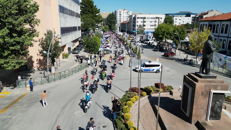 İki Tekerlek Tutkunlarından Festival Şovu