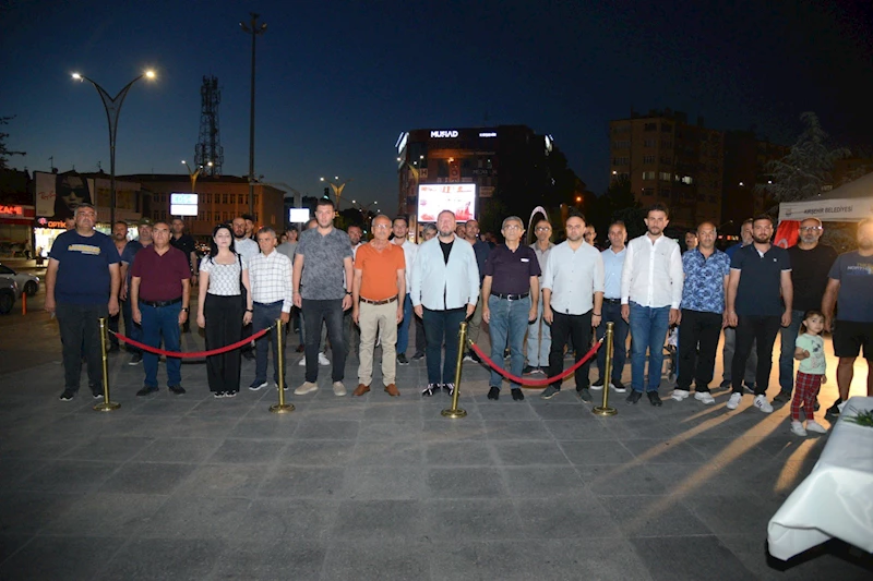 MARMARA DEPREMİNDE HAYATINI KAYBEDENLER ANILDI
