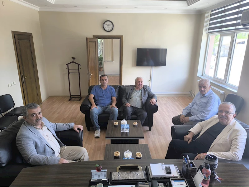 Rektör TURABİ 