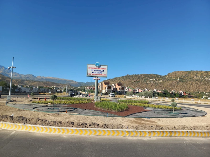 Kayseri Büyükşehir’den “Kuru Peyzaj” Uygulamaları