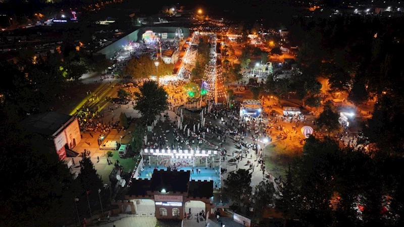 Geleneksel Ağustos Fuarı, 11 Günde 450 Bin Ziyaretçi Ağırladı