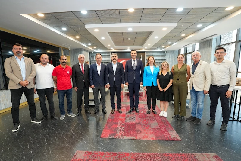 Başkan Ferdi Zeyrek DİSK’İ Konuk Etti