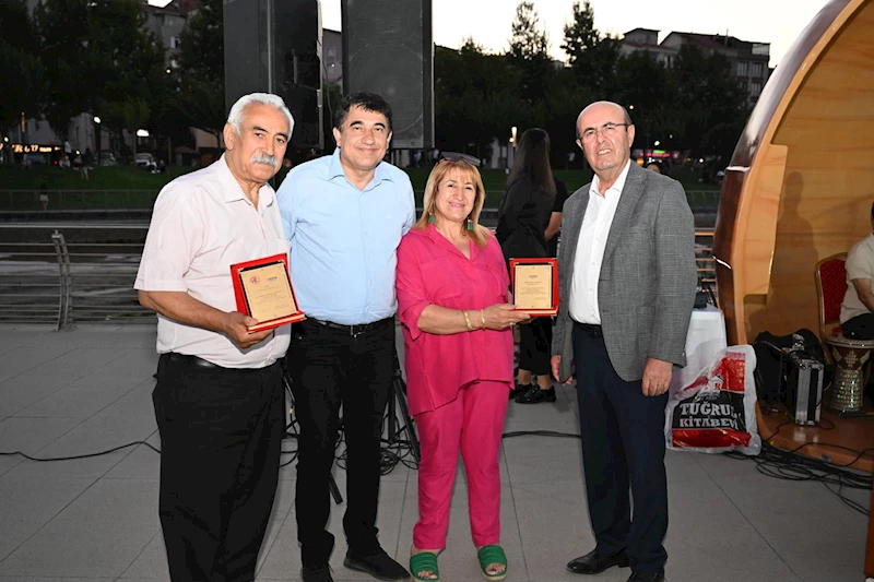 BAŞKANIMIZ EKİCİOĞLU, TÜRKÜ ŞÖLENİNE KATILDI